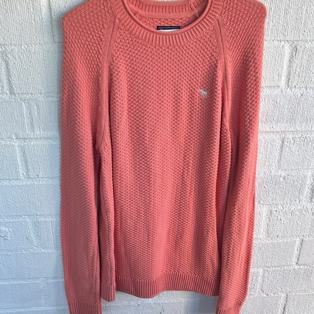 Abercrombie & Fitch Knit Logo Long Sleeve Coral Knit Sweater sz M